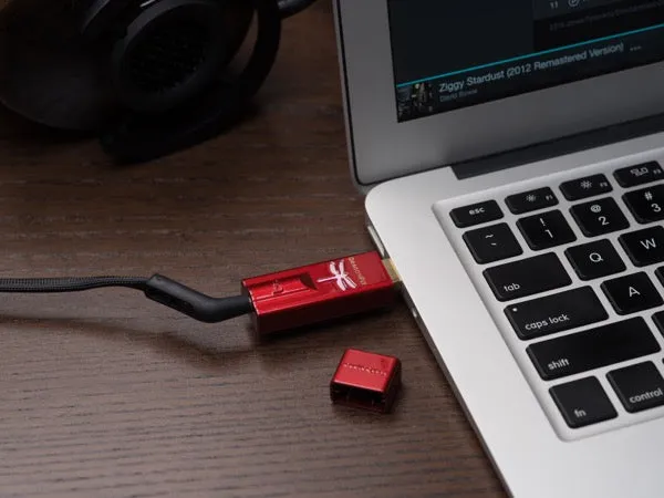 Audioquest Dragonfly Red Plug-in USB DAC, Preamp, and Headphone Amplifier